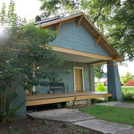 Cajun Hostel Downtown Lafayette Dış mekan fotoğraf